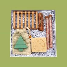 Load image into Gallery viewer, Luxury Handmade Soap Gift Set - 2 x Soaps, 1 x Bamboo Soap Dish, 2 x Pink Himalayan Salt Tube, 3 x Cinnamon Sticks, 1 x Sisal Soap Bag